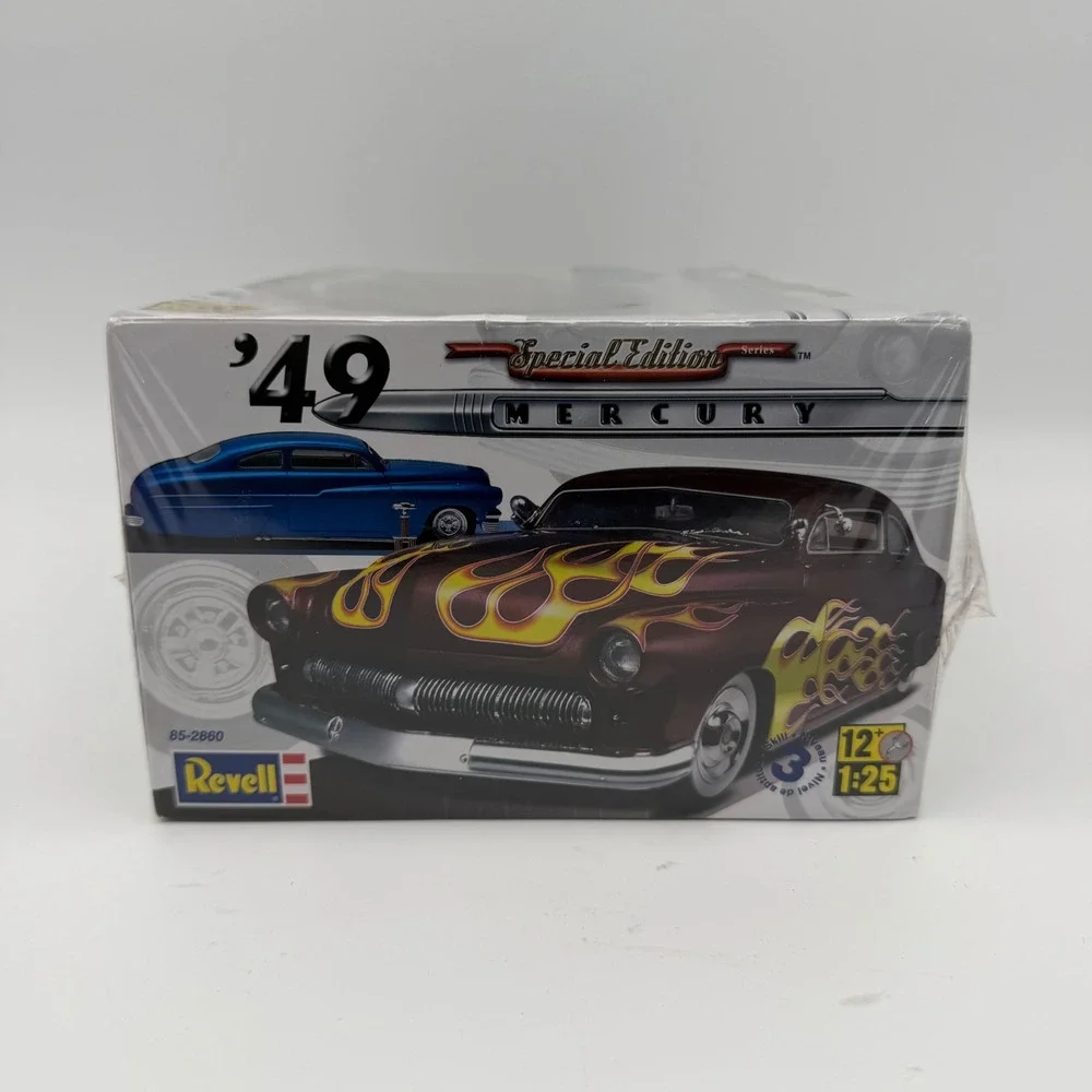 Revell '49 Mercury Special Edition Plastic Kit 85-2860 Model Car